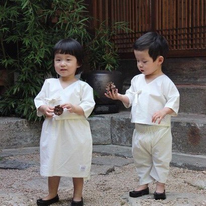 제제한복 돌한복대여