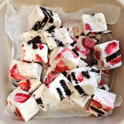 SNS에서 핫한 꾸덕 쫀득 크래커 쫀득 쿠키 꾸덕 쿠키 (오레오딸기), 1개, 125g