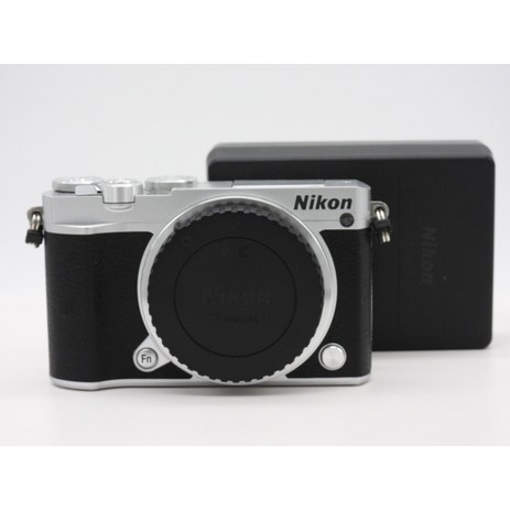 Nikon 1 J5 디지털카메라 우수 상태 실버 본체만 2개의 배터리, 1개-추천-상품