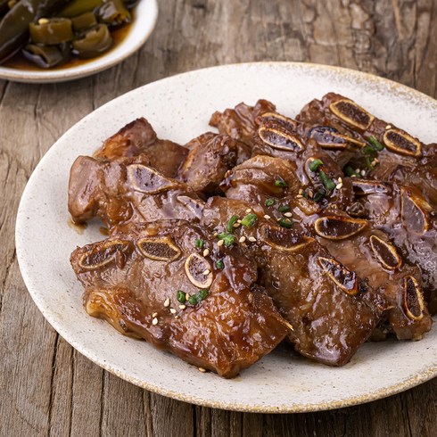 2023년 가성비 최고 갈비찜 - 산수골목장 한돈 양념 한입 갈비 (냉장), 800g, 1팩