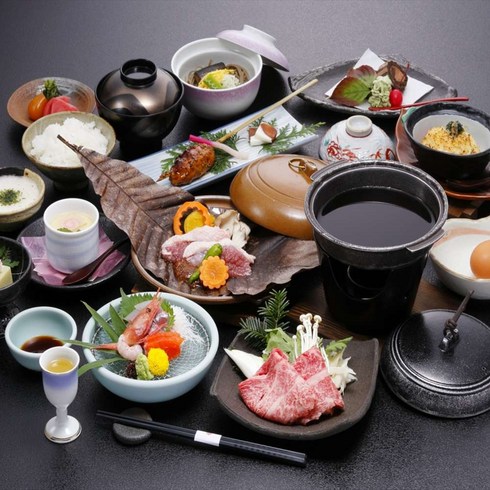 [Takayama] [일본][기후현]오카다 료칸 와라쿠테이 (Hirayu Onsen Okada Ryo…