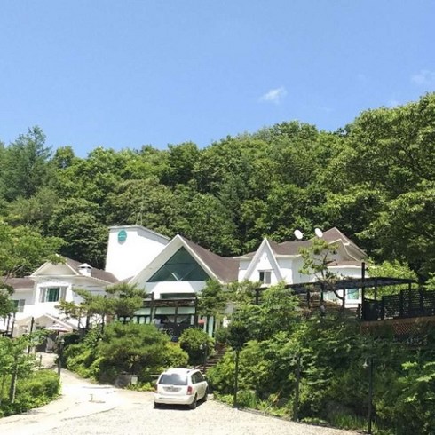 [홍천군] 홍천 하얀언덕펜션(오션월드, 커플룸, 단체룸)