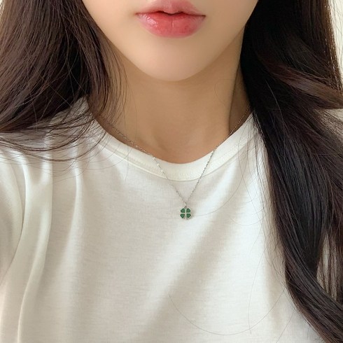 블루씨티 에폭 미니클로버 써지컬스틸 팬던트 목걸이