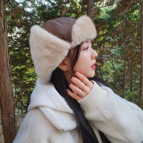 2023년 가성비 최고 중년남자선물 - 느와드코코 레자 가죽 군밤 부드러운 털 남여공용 방한 겨울모자