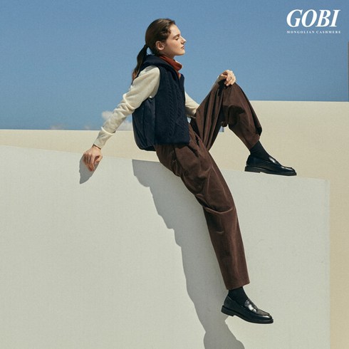 고비(GOBI) 캐시미어 100 케이블 구스 베스트