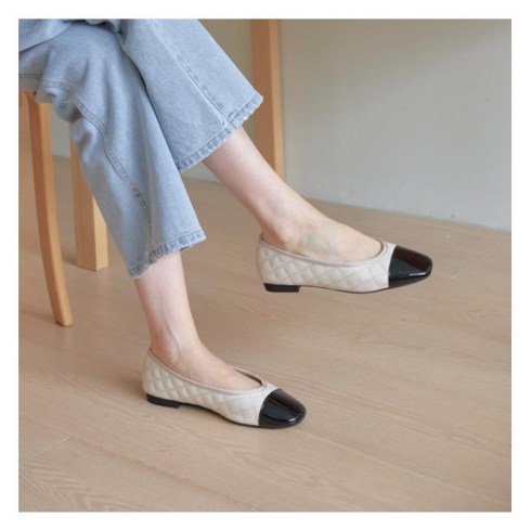포멜카멜레 퀼팅 아이보리 플랫 2CM FJY1F1SP808C2