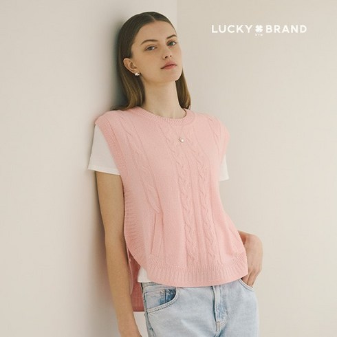 럭키브랜드 24SS LUCKY 티셔츠 4종 - [Lucky Brand]럭키브랜드 24SS 울 100% 케이블 베스트 1종