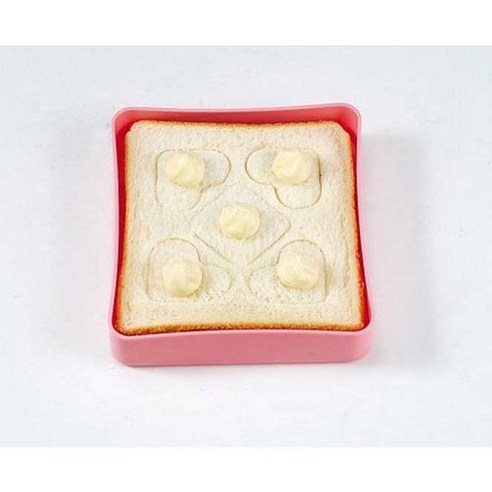 샌드위치를 더욱 맛있게 만들어주는 한입 미니하트 샌드위치틀