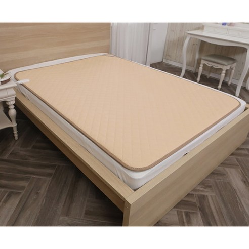 안전한 수면과 절감된 전기 사용이 가능한 일월 절전형 양모 온열매트 IW-HM17D