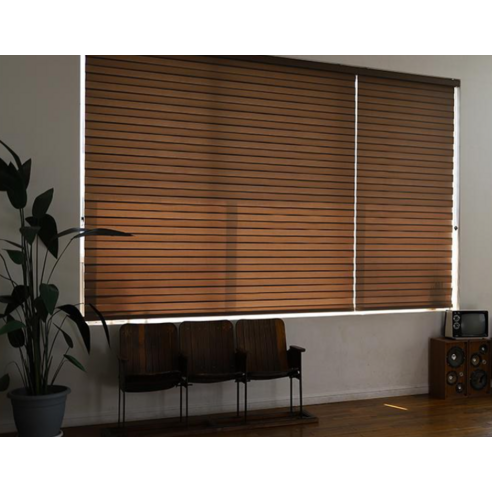 창안애 내츄럴 콤비 블라인드로 답답한 햇빛과 칙칙한 분위기를 바꾸고 아늑한 공간을 만드세요.