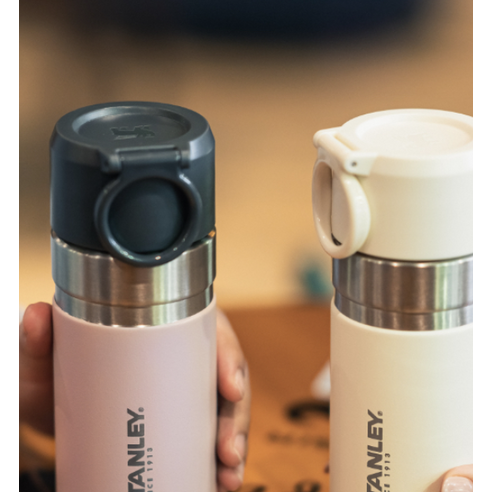 수분 유지의 혁신: 스탠리 슬림 고 보틀