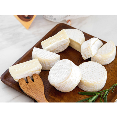 작지만 완벽한 행복, 미니 브리 치즈 하나로 끝!