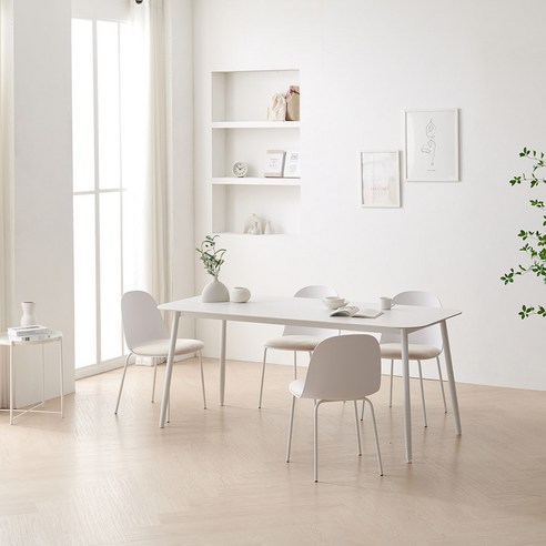 모던/심플한 디자인과 세라믹 재질을 갖춘 보니애가구 나탈리 포세린 세라믹 1800 식탁 + 의자 4p 세트 방문설치