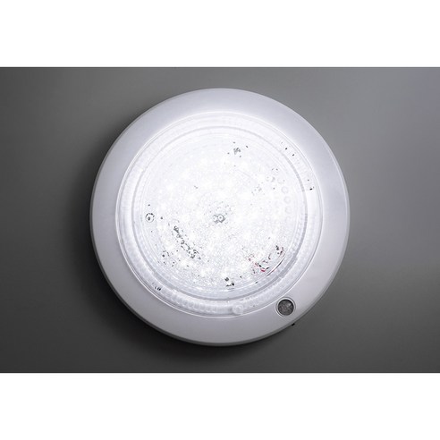 안전함과 세련됨이 어우러진 완벽한 조명