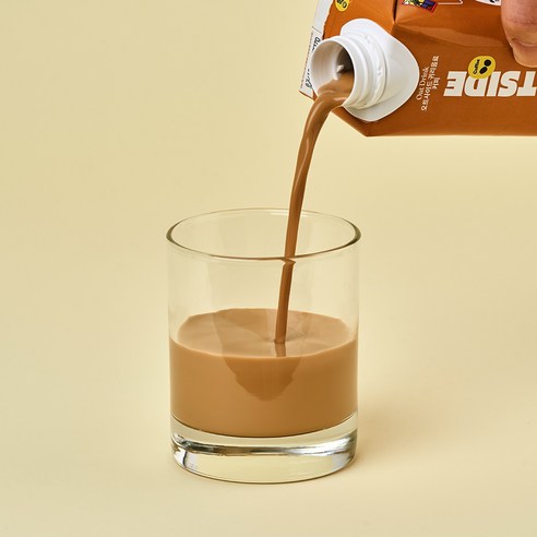 건강하고 편리한 귀리음료 커피로 활기찬 아침을 맞이하세요.