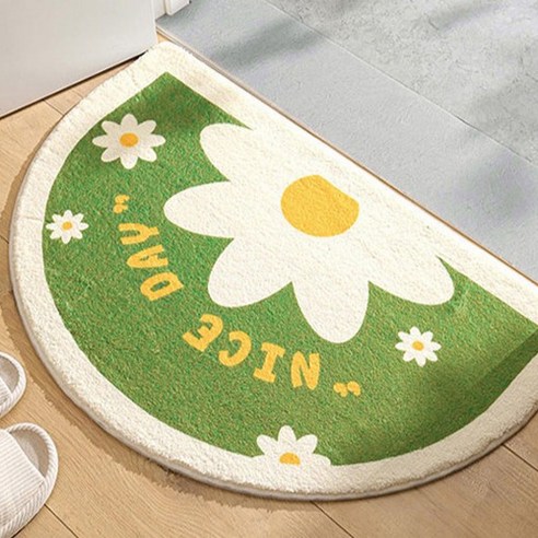 뽀송한 발과 함께 시작하는 산뜻한 하루, 반달 발매트