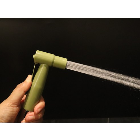 현대적인 욕실 필수 아이템