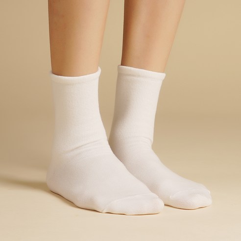 발에 자유를, 겨울엔 포근함을 - 삭피엔스 무압박 양말