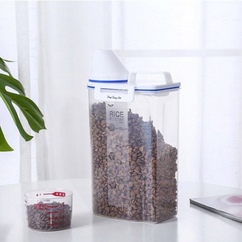 딩동펫 사료 보관통: 신선함으로 반려동물의 건강을 지키세요.