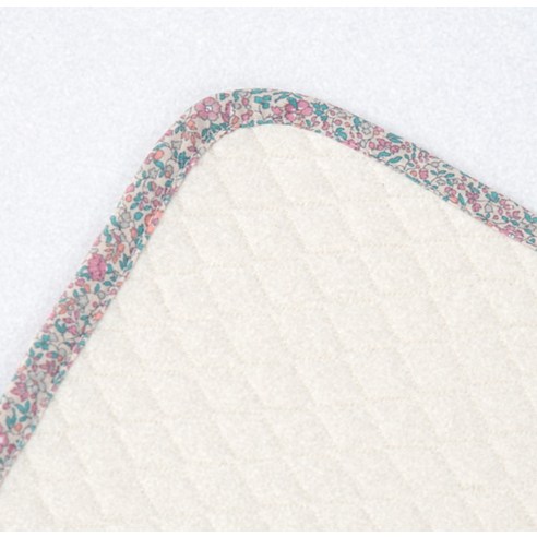 밤새 끙끙 앓는 엄마들을 위한 구원템, 말랑하니 방수 패드!