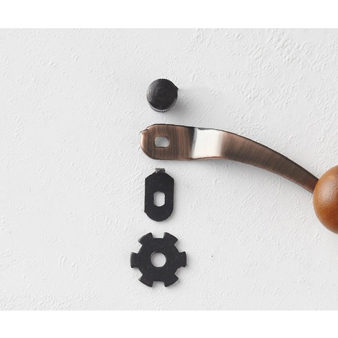 빈플러스 원목 세라믹 핸드밀 KH4는 아름다운 디자인과 다양한 기능으로 주방에 스타일과 편리함을 더해주는 완벽한 제품입니다.