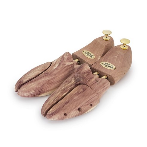 코르도니에르 삼나무 슈트리: 당신의 신발에 품격을 더하세요.