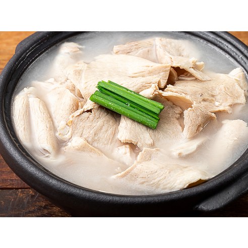 외갓집 부산 돼지국밥은 깊은 맛과 풍부한 양념으로 든든한 한 끼를 즐길 수 있는 구수한 도시락