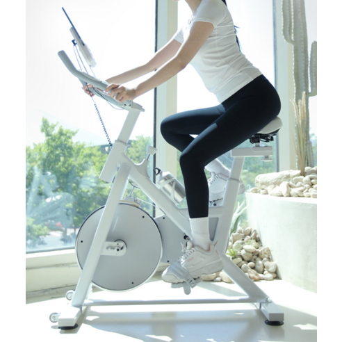 층간소음 걱정 없이 즐기는 홈트레이닝, 더스크랙 터닝바이크!