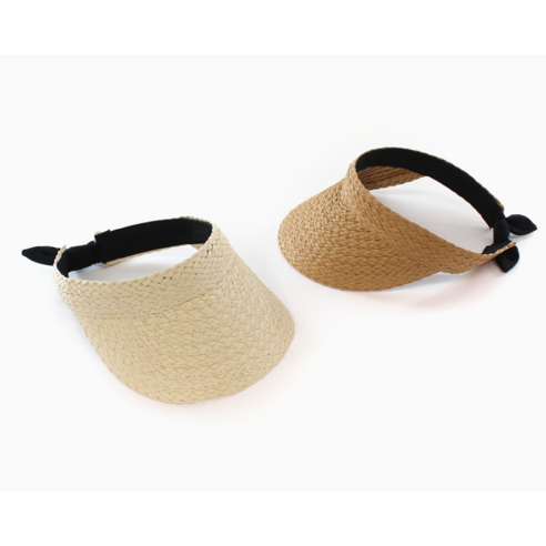 여름철 자외선으로부터 아이를 안전하게 지켜주는 스타일리시한 밀짚 썬캡