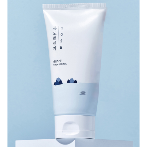 민감한 피부를 위한 촉촉하고 순한 약산성 클렌저, 라운드랩 독도 클렌저