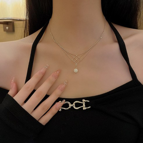 女子  時尚  珠寶  項鍊  成年女性  成年女性  婦女  女人  夫人  夫人