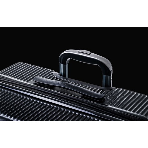 넉넉한 수납과 튼튼함으로 짐 걱정 없는 여행을!