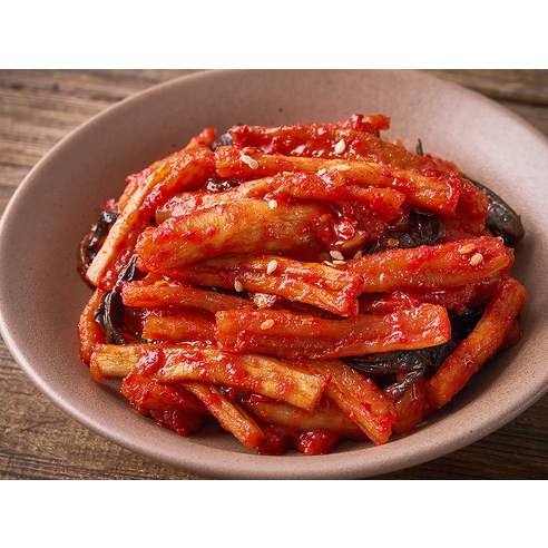 엄마 손맛 그대로, 밥 한 그릇 뚝딱 비우는 반찬단지 무말랭이 무침