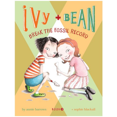 Ivy + Bean Book 3 : Break the Fossil Record REISSUED Paperback, ChronicleBooks
