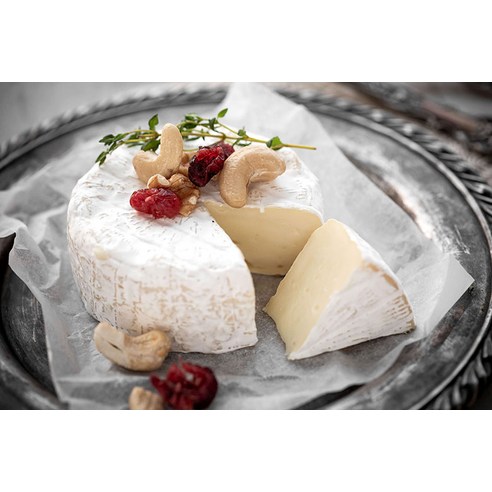 일상에 작은 사치를 더하는 엠보그 까망베르 치즈