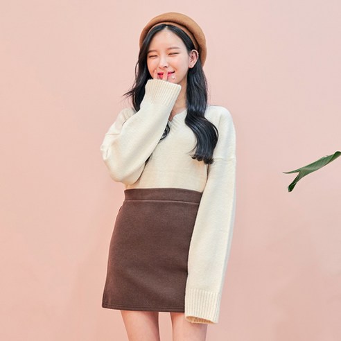 반에이크 여성용 언발 브이넥 니트