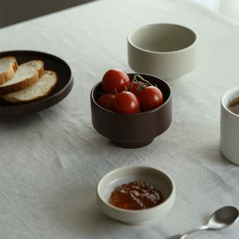 에라토 오트 그릇세트: 식탁을 아름다움으로 물들이다.