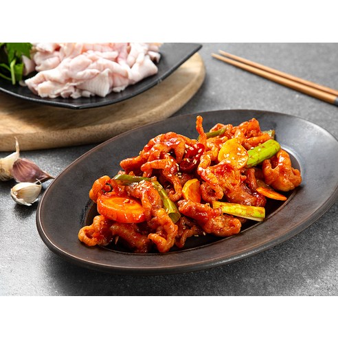 매콤한 유혹, 하림 뼈없는 닭발로 간편하게 즐기는 특별한 미식 경험