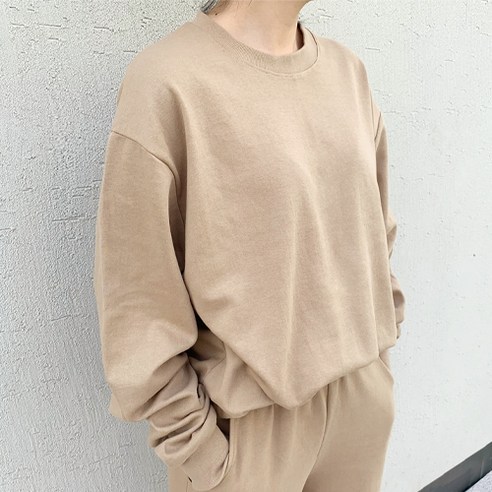 잘빠진 파인 루즈핏 맨투맨