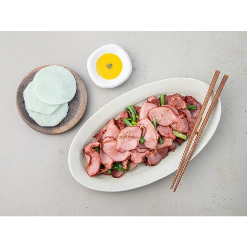 다양한 요리를 위한 다향오리 훈제오리 슬라이스