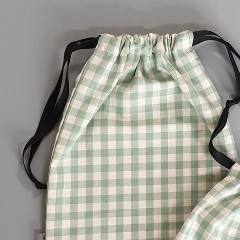 대지두마리 체크 스트링 파우치