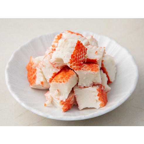 쫄깃하고 생생한 꽃맛살로 풍성한 맛과 식감을 즐기세요.