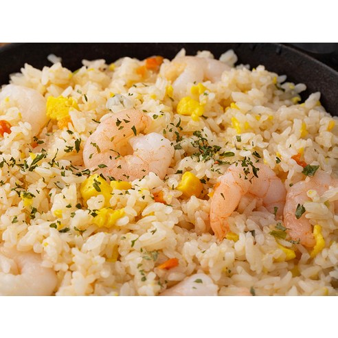 고소한 감칠맛이 입안에 감도는 볶음밥