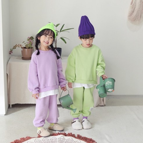 孩子們  時尚  男孩  女孩  常見  服裝  上衣  下裝  褲子  集