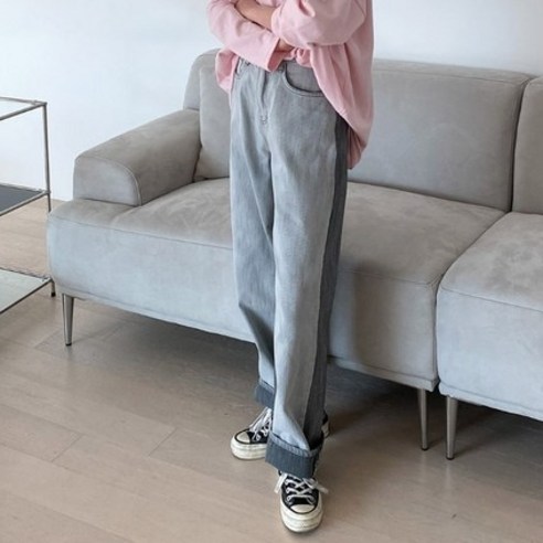 女人  時尚  服裝  底部  牛仔褲  長褲  成年女性  成年女性  婦女  女人