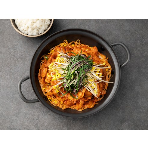 아삭하고 담백한 맛의 아삭한 콩나물