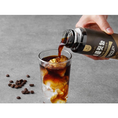 달콤한 초콜릿향과 편리함으로 매일의 커피 순간을 특별하게 만드는 핸디엄 초콜릿향 콜드브루 커피원액
