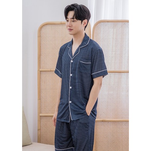 시원하고 편안한 여름밤을 위한 선택, 에이원 남성용 냉감 체크 반팔 잠옷