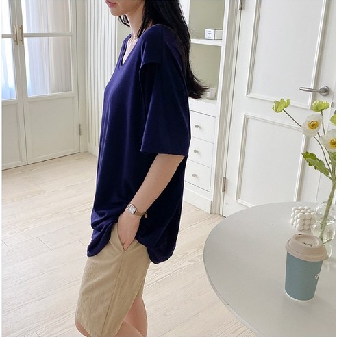 편안함과 실용성을 모두 갖춘 육아 필수템, 에베쏘 심플 반팔 수유티