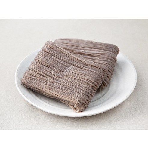 쫄깃하고 탱글탱글한 숙면으로 집에서 식당 맛의 냉면을 즐기세요